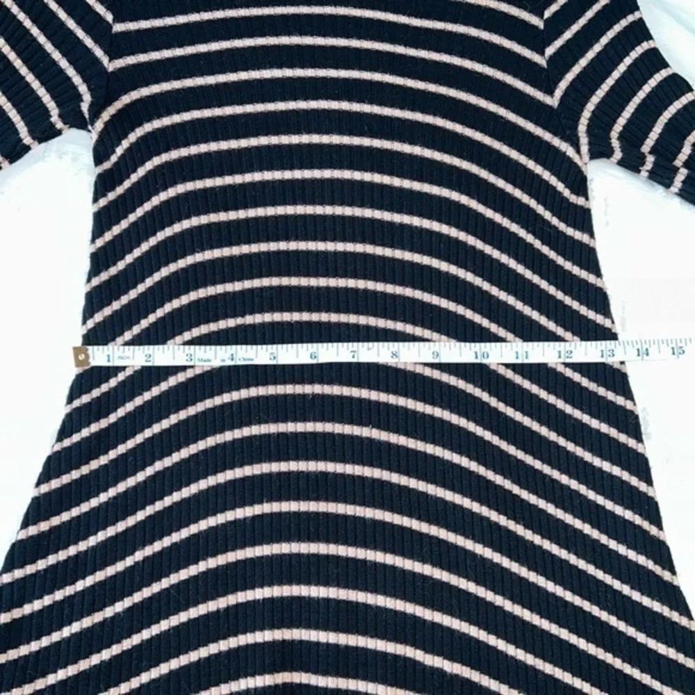 American‎ Eagle — Soft & Sexy ribbed turtleneck dress, black & camel, sz XSMALL